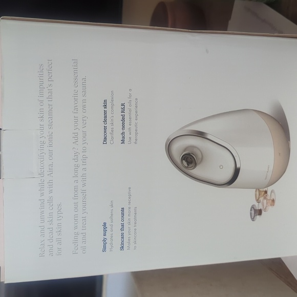 Aira Facial Steamer - Picture 2 of 2